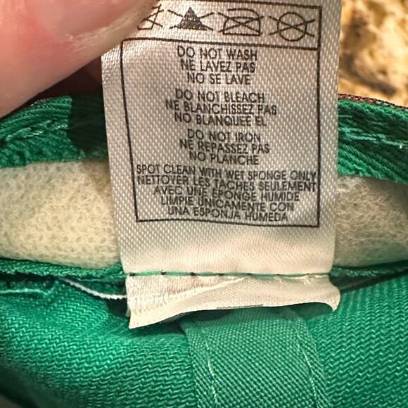 Oregon Ducks Adult Baseball Style Cap/Hat with Embroidered Logo Adjustable Back - Picture 5 of 6